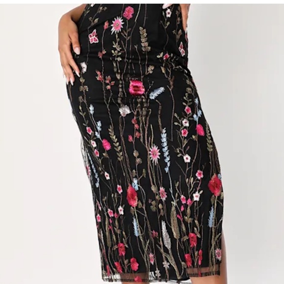 Lulu's NWT Embroidered Bold Botanicals Strapless Black Floral Midi Dress - Picture 9 of 12